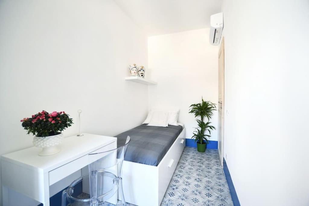 Ferienwohnung Iflat Dimora Del Cassaro Palermo Exterior foto